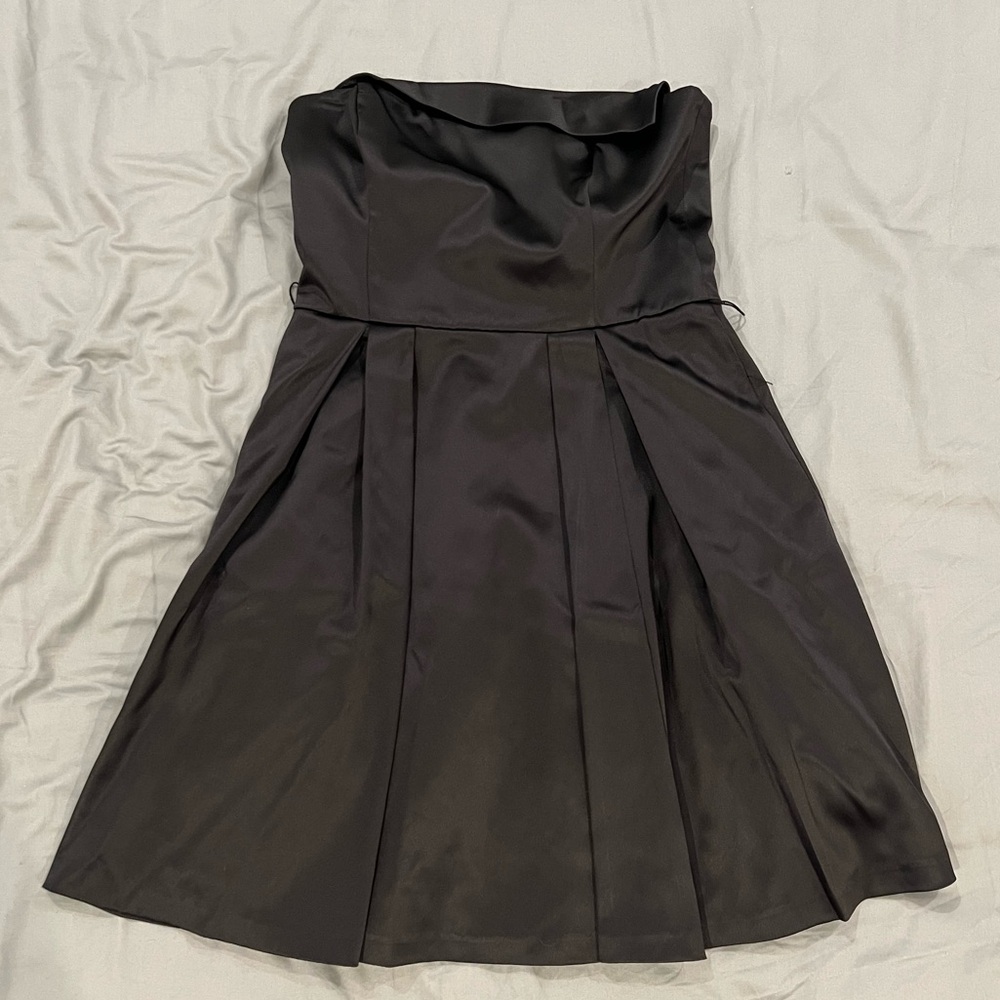 White House Black Market strapless cocktail dress sz 10